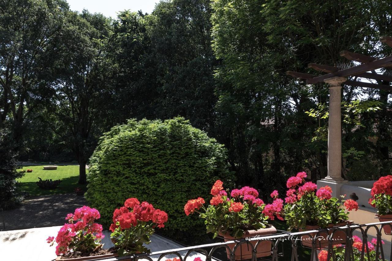 Villa Cantoni Gropello Cairoli Luaran gambar